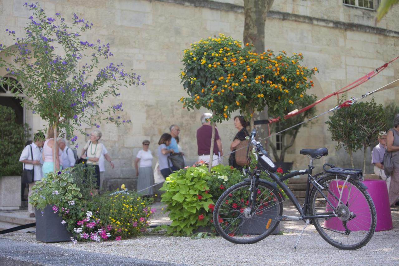 Les Chambres De L'Abbaye Saintes Luaran gambar