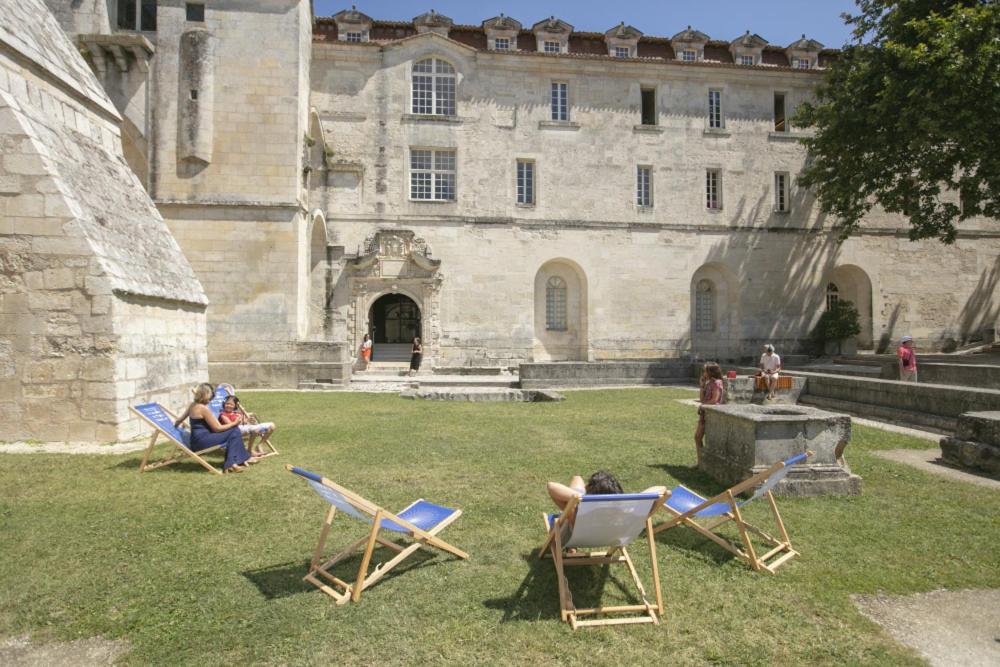 Les Chambres De L'Abbaye Saintes Luaran gambar